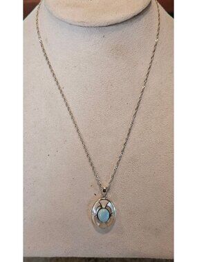 NWB 10x8mm Oval Larimar & Mother Of Pearl Sterling Silver Pendant Necklace 925